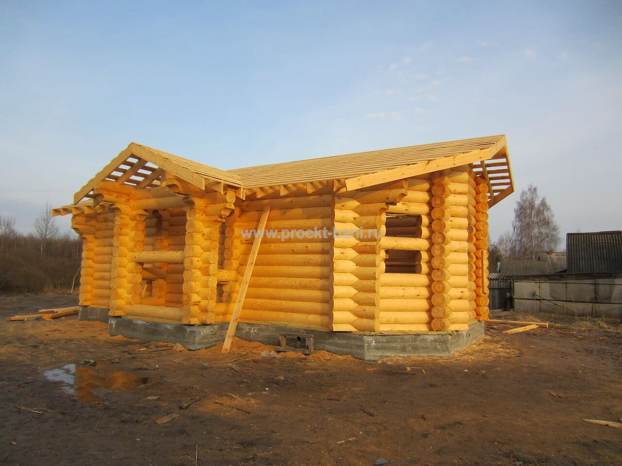 Цены на оцилиндрованное бревно сосны